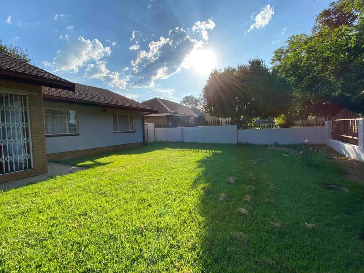 Apartment Simbia Contractors Vaalpark