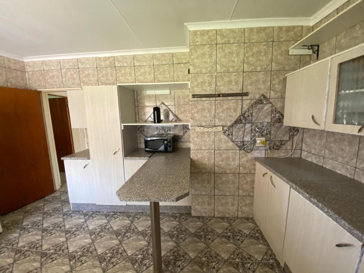Simbia Contractors Vaalpark